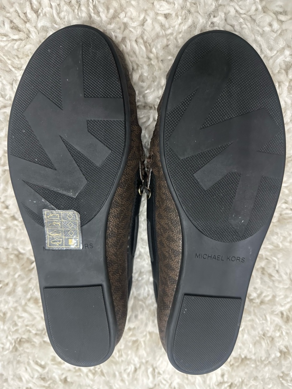 Michael Kors Sutton Brown Monogram Logo Moccasin Loafers with Black Trim 8.5 - Picture 9 of 10